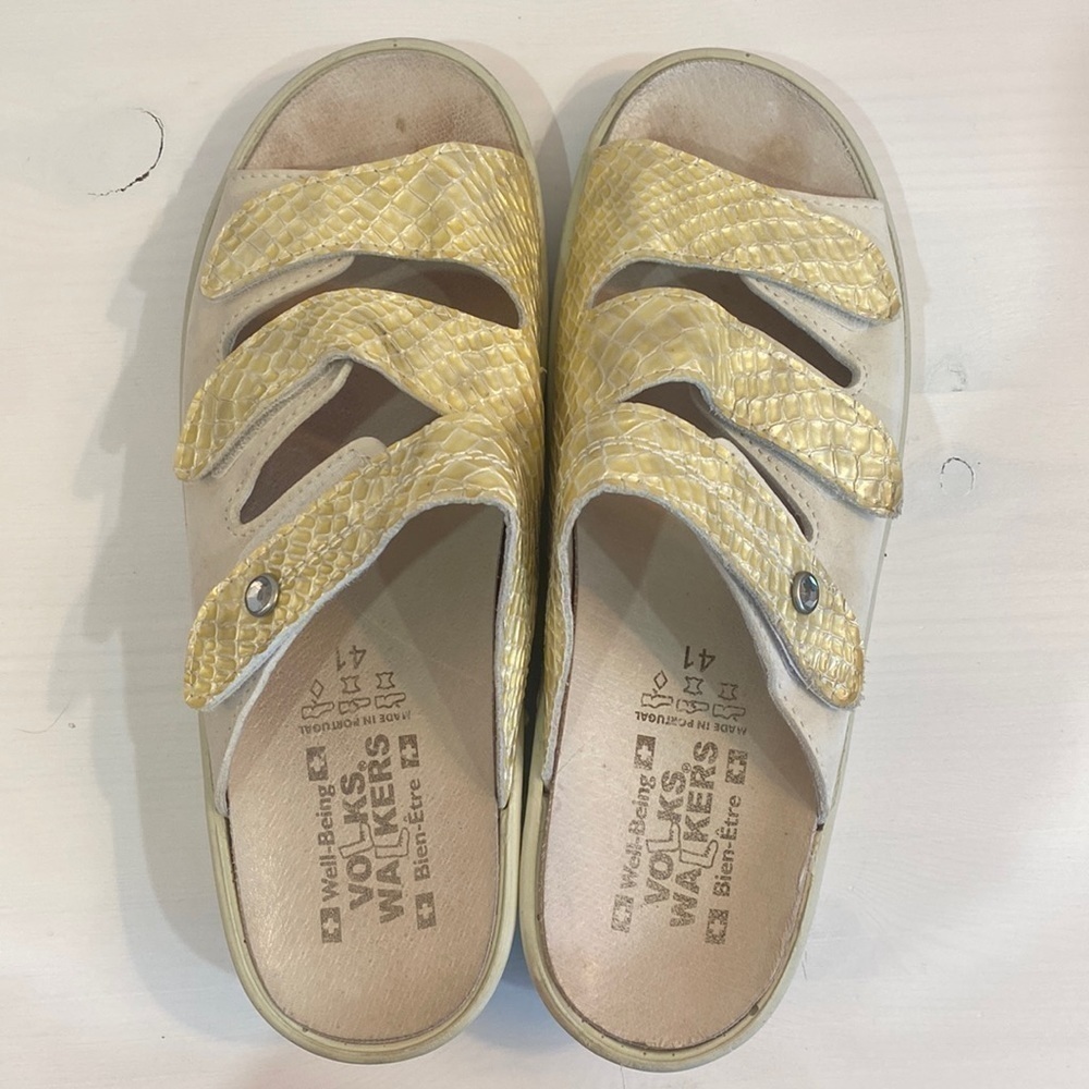 EUC Volks Walkers Slip-on Sandals